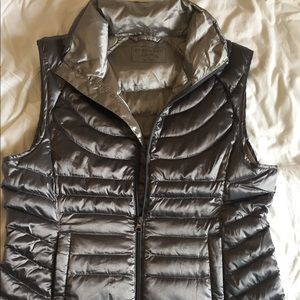 Bernardo Goose Down Puffer vest